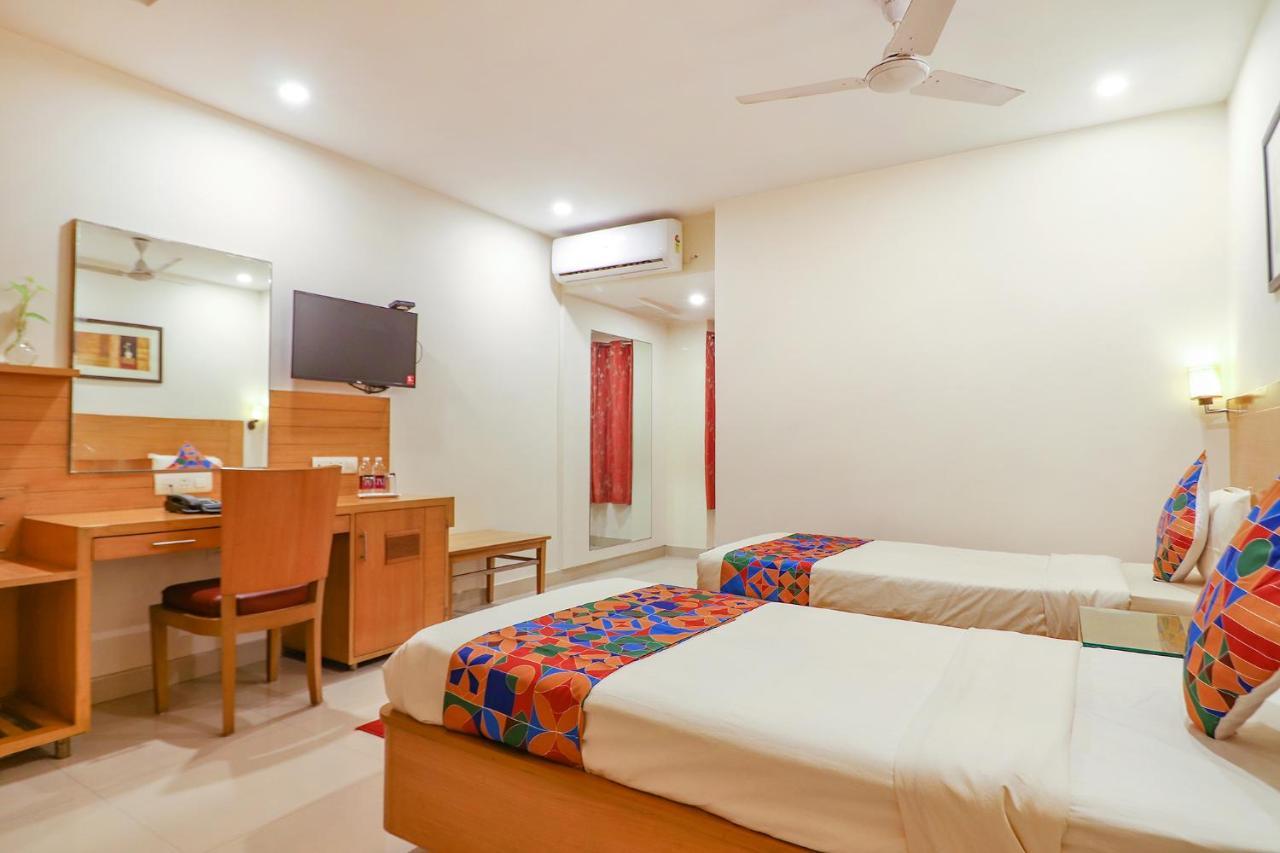 Fabhotel A&M - Nr Lv Prasad Institute, Banjara Hills Hyderabad Esterno foto