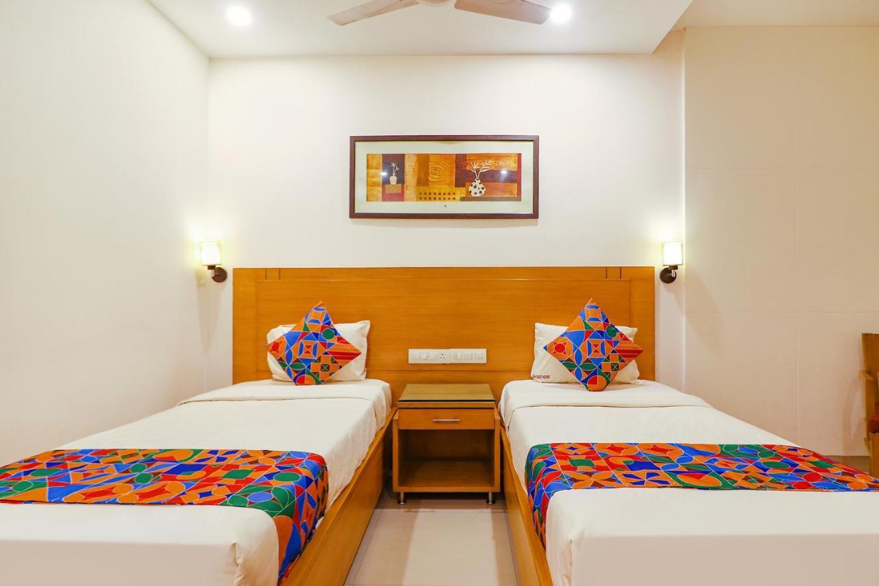 Fabhotel A&M - Nr Lv Prasad Institute, Banjara Hills Hyderabad Esterno foto